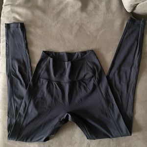 Alphalete Pulse Surge Legging